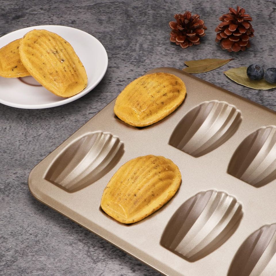 Heat-Resistant 12-Hole Non-Stick Madeleine Baking Pans Wholesale Baking Supplies and Cake Molds