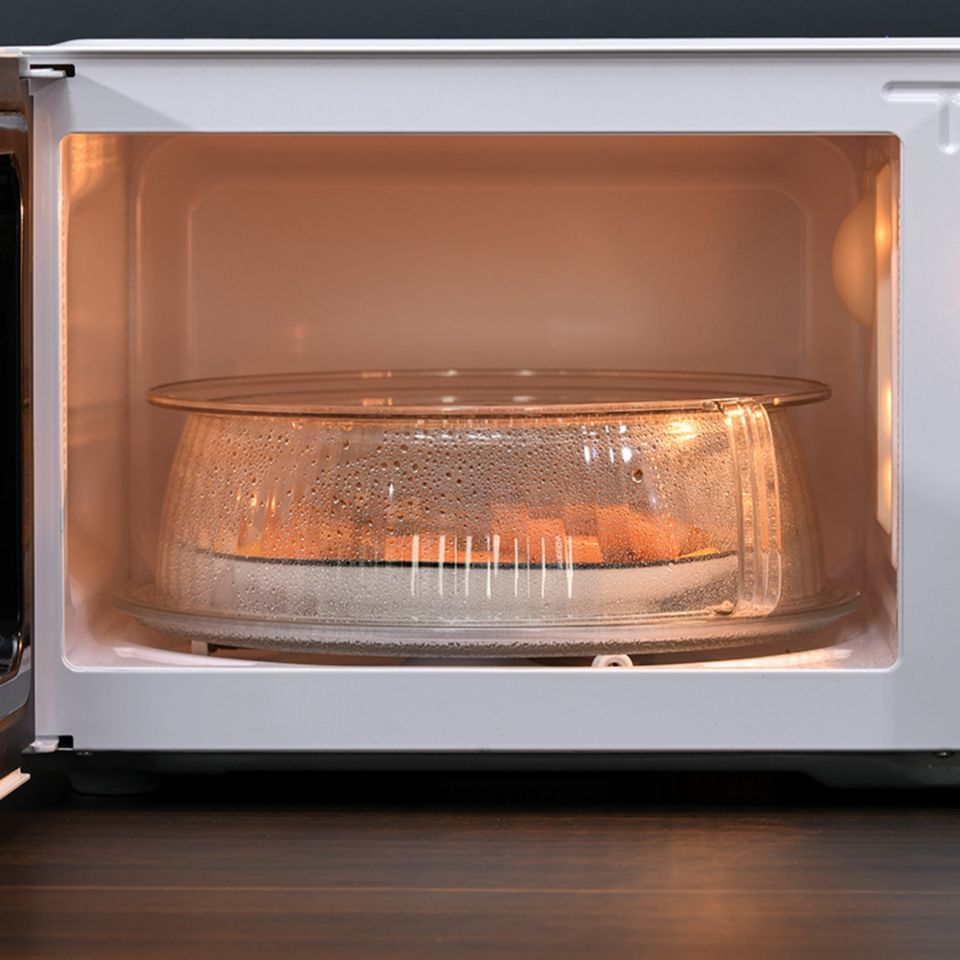 Reusable Stackable Round Transparent Food Cover Heat-Resistant Plastic Lid Organizer Kitchen Fly Protection