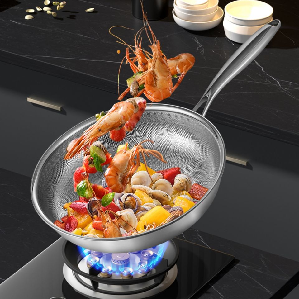 Durable Chinese Hand-Hammered Cooking Wok with Titanium Coating for Induction Cooktops