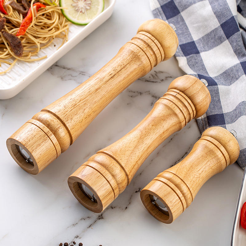 Adjustable Wooden Pepper Mill with Ceramic Grinding Mechanism