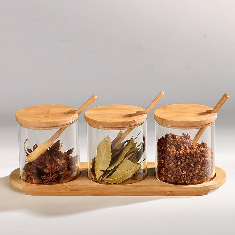 Bestselling Kitchen Spice Jar Set with Spice Jars and Lids Salt and Pepper Containers Food Storage Box with Spoon