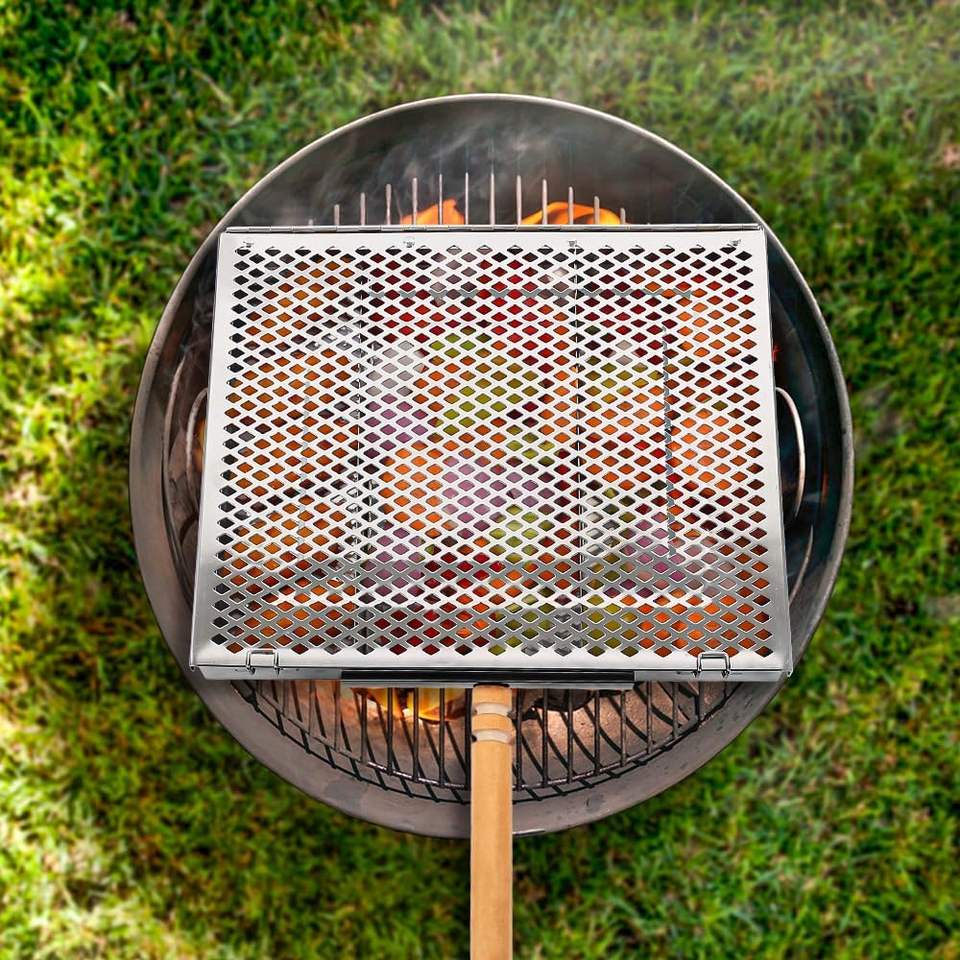 Durable Stainless Steel Outdoor Leisure Grill Plate with Grilled Fish Pan Tool