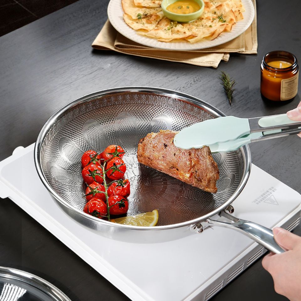 Durable Chinese Hand-Hammered Cooking Wok with Titanium Coating for Induction Cooktops